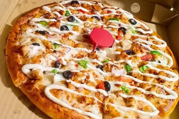 Pizza delivery boy robbed in Faisalabad